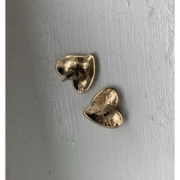 Heart of Gold Lovely Hammered Metal Puffed Heart Stud Earrings - Picture 2 of 7